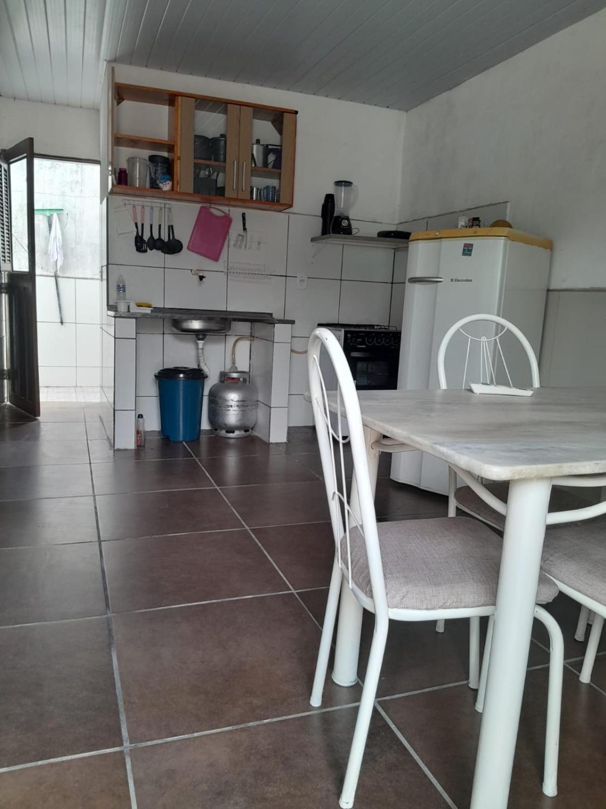 Casa de férias Casa De Dois Quartos Com Cozinha Perto Do Aeroporto Aluizio Alves Natal